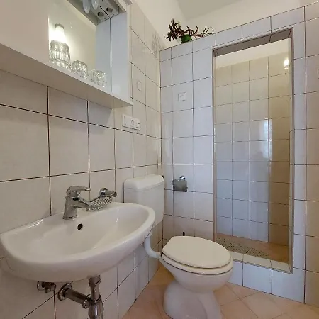 Guest house Nada Tribalj (Primorsko-Goranska)