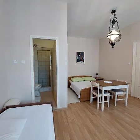 Nada Guest house