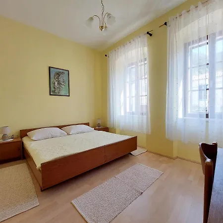 Nada Pensjonat Tribalj (Primorsko-Goranska)