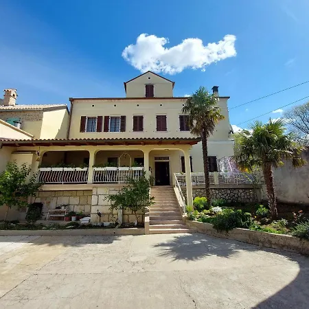 Nada Gostinjska kuća Tribalj (Primorsko-Goranska)